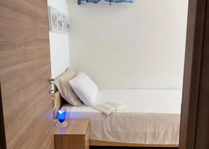 Pellico In Centro, A Pochi Passi Dal Mare *