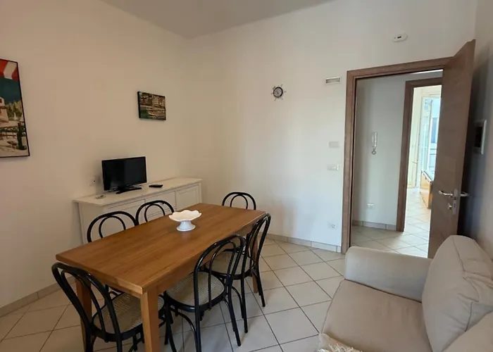 Pellico In Centro, A Pochi Passi Dal Mare カットーリカ