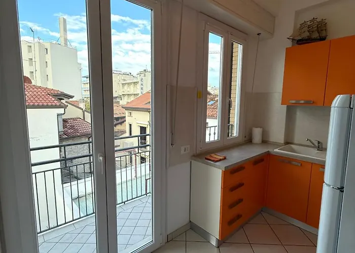 Pellico In Centro, A Pochi Passi Dal Mare アパート カットーリカ