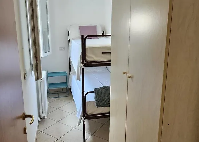 Pellico In Centro, A Pochi Passi Dal Mare *