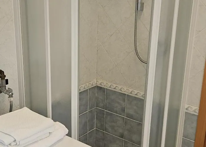 Pellico In Centro, A Pochi Passi Dal Mare * カットーリカ