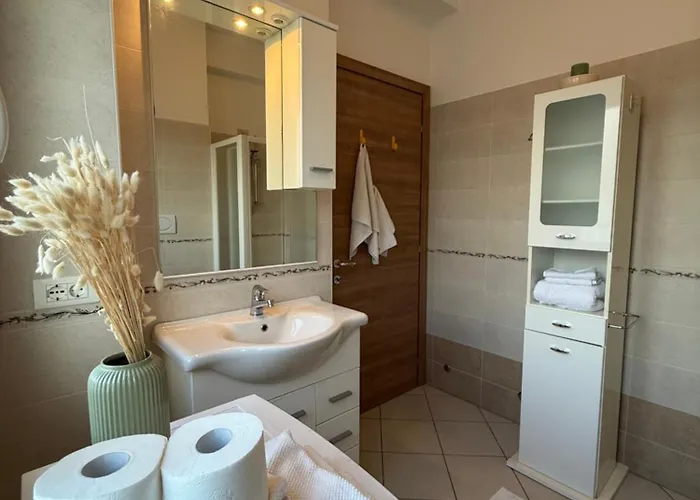 Pellico In Centro, A Pochi Passi Dal Mare カットーリカ